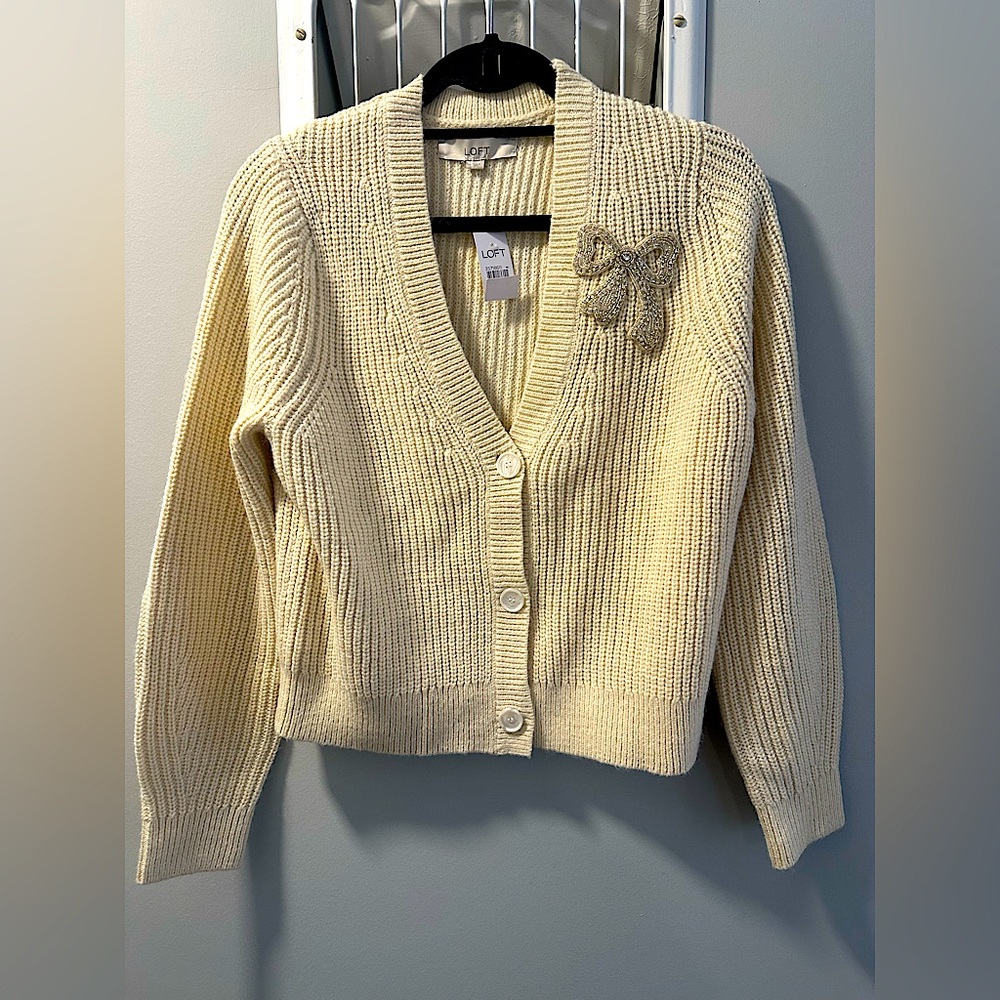 NWT Ann Taylor Loft embellished cardigan, Sz M